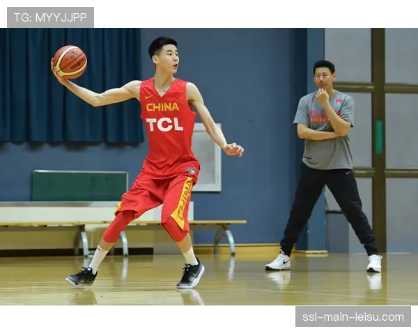 广东男篮加练罚球，杜锋：细节将决定系列赛成败